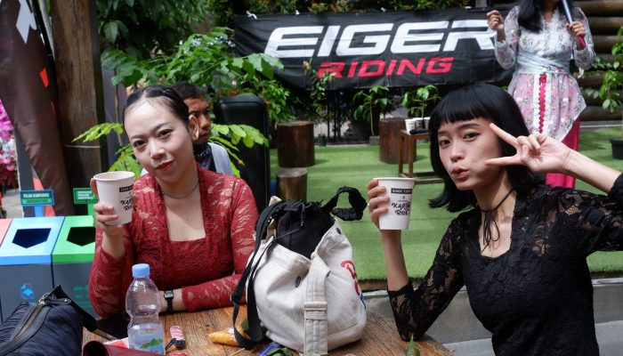 Hari Kartini, Ratusan Wanita Berkebaya Keliling Bandung Bareng Eiger Riding