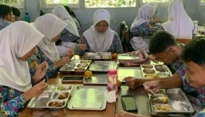 Soal Isu Keracunan MBG, BGN: Pemerintah Masih Mencari Mekanisme Kompensasi