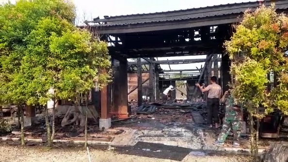RUmah Terbakar Blora