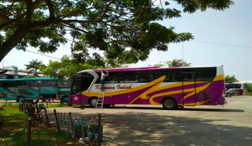 terminal bus kudus