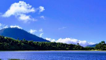 5 Wisata Air Favorit di Batang, Ada Ranu Kumbolonya Jawa Tengah!