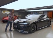 Fitra Eri Review Toyota Crown Terbaru 2025: Sedan Hybrid Mewah, Serasa Kendaraan Menteri