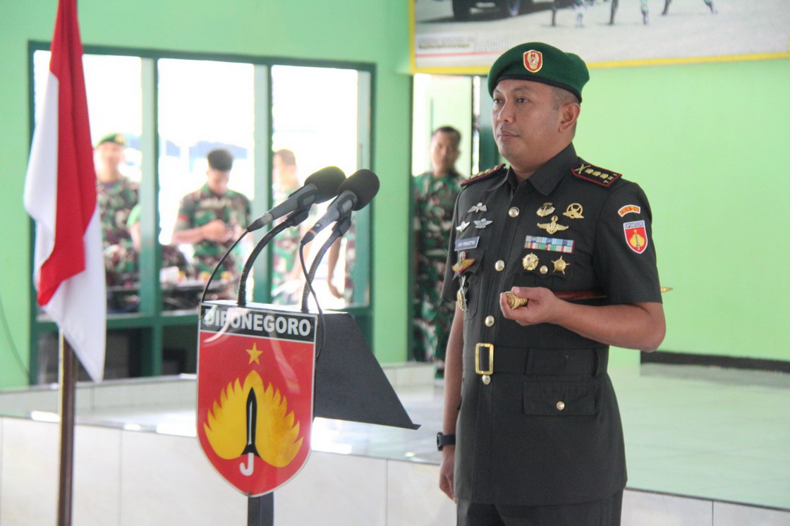 Upacara serah terima jabatan (Sertijab) Komandan Kodim 0721/Blora berlangsung khidmat di Aula Makoyonif 410/Alugoro. (Heri/beritajateng.tv)