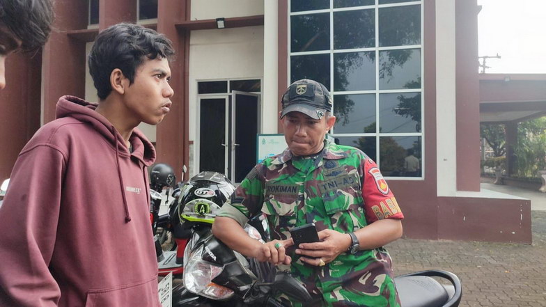 Diskusi Mahasiswa TNI