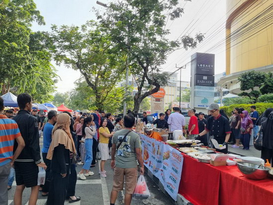 pasar tumpah semarang