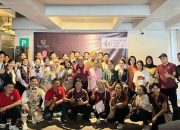 Kreatif dan Seru! Manon Boutique Hotel Gelar Tray Race di Kota Lama Semarang