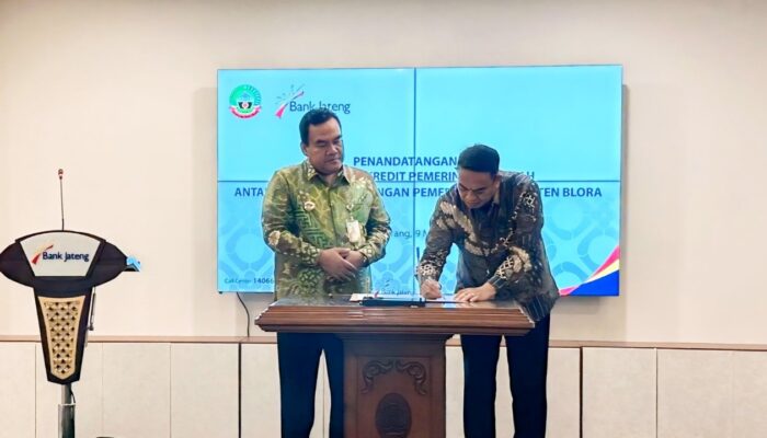Bank Jateng Salurkan Pinjaman Rp215 M untuk Percepatan Pembangunan Infrastruktur di Blora