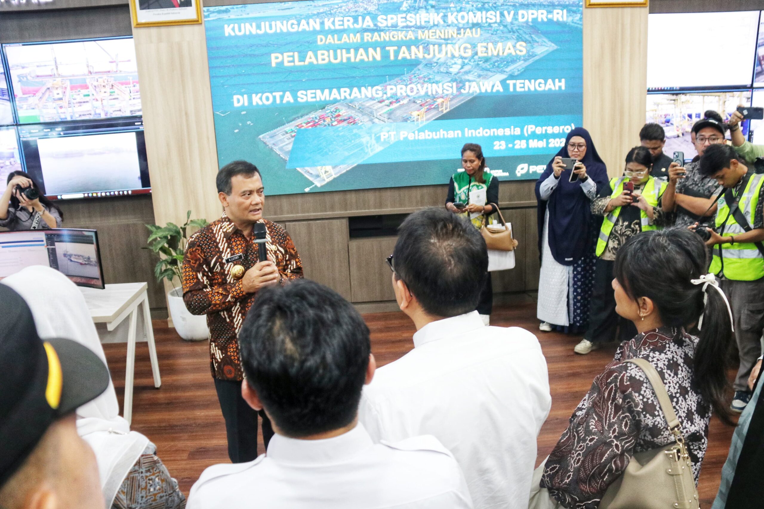 revitalisasi Pelabuhan Tanjung Emas