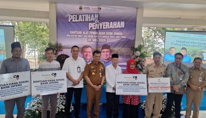 Lewat Program CSR, Bank Jateng Dorong Pemanfaatan Enceng Gondok di Rawa Pening