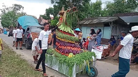 Sedekah Bumi Blora