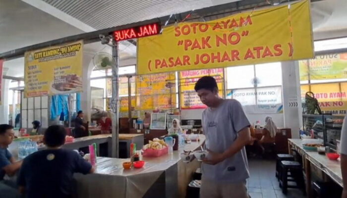 Mencicipi Soto Ayam Legend Ditengah Bangunan Cagar Budaya Pasar Johar Semarang