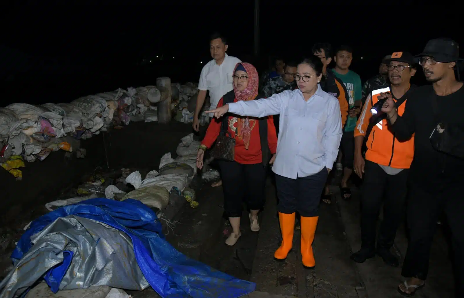 Walikota Semarang Turun Lapangan Cek Pagar Laut yang Jebol di Pelabuhan Tanjung Mas