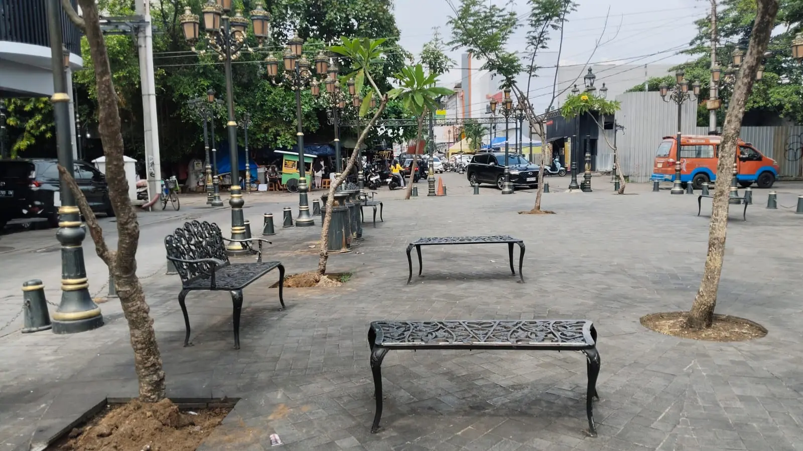 Disbudpar Kota Semarang Bantah Isu Pencurian Kursi Besi di Kawasan Kota Lama