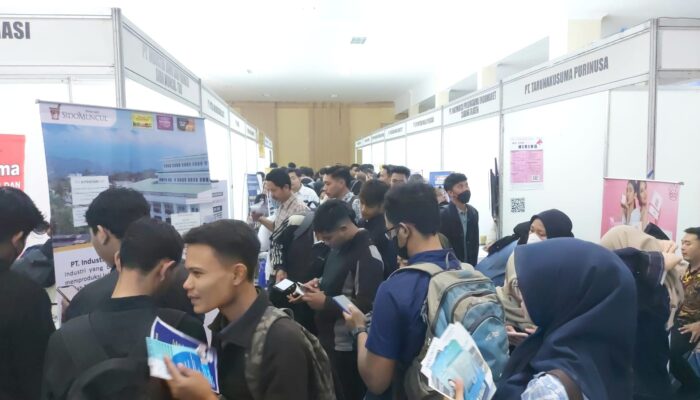 Belum Genap Satu Jam Dibuka, Job Fair Kabupaten Semarang Expo 2025 Diserbu 3.632 Pencari Kerja