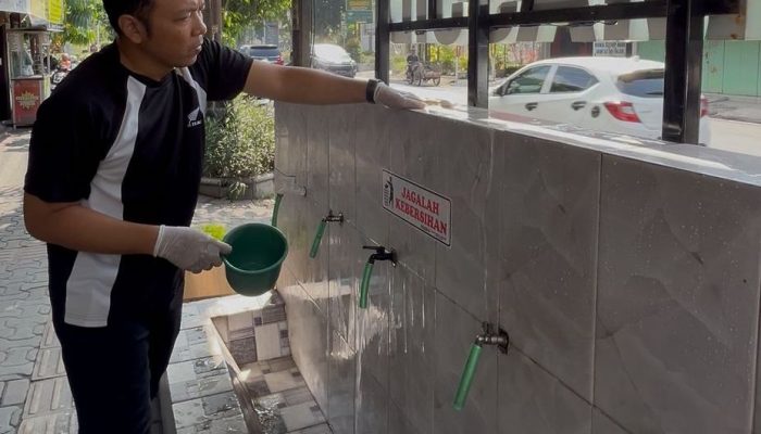 Rayakan HUT MGM ke-22, Hotel Horison Aziza Solo Gelar Aksi Sosial Bersih-Bersih Masjid