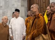 Biksu Thudong Semarang