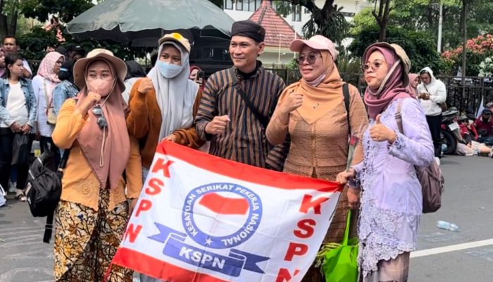 Unik! Ratusan Buruh Jateng Rayakan May Day dengan Ruwatan di Semarang, Apa Maknanya?