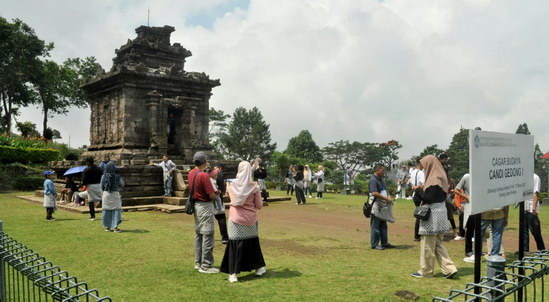 Wisata (DTW) Candi Gedongsongo