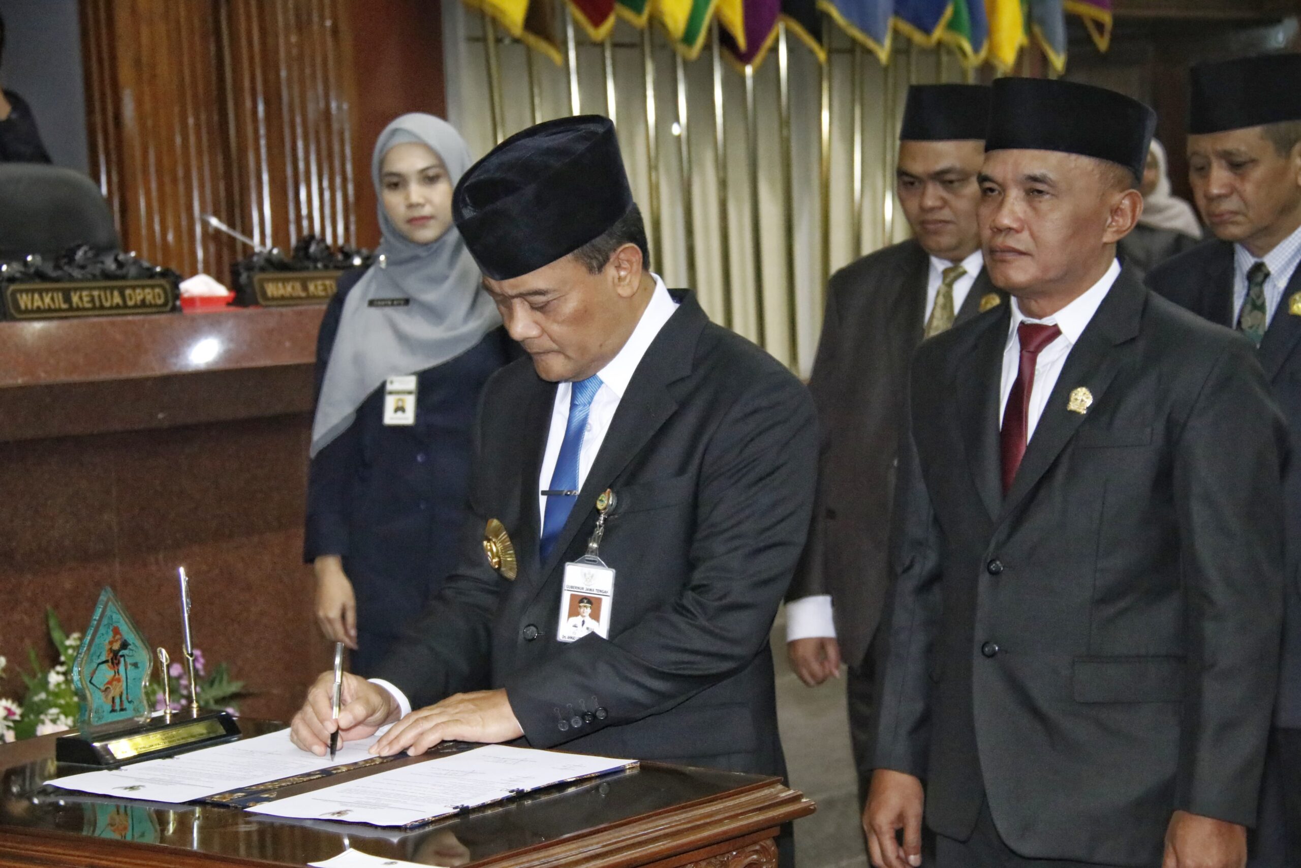 gubernur jateng