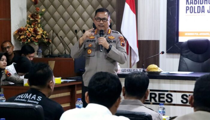Dorong Public Speaking, Humas Polri Siap Bangun Kepercayaan Publik
