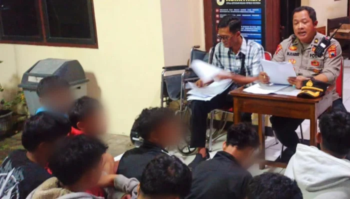 Gagal Tawuran, 16 Siswa SMP Salatiga Diamankan Polisi dan Diberi Pembinaan