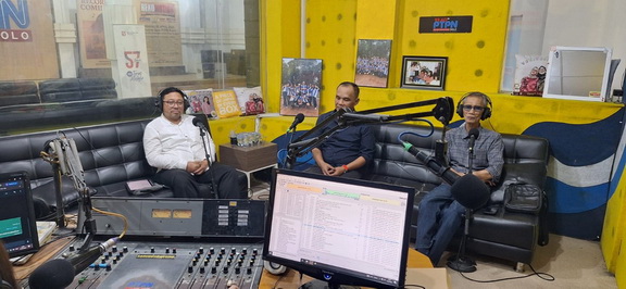 Ketua DPRD Jateng Sumanto