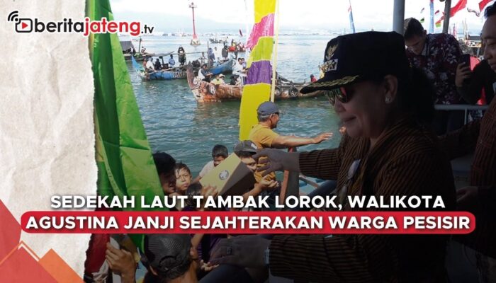 Video Sedekah Laut Tambaklorok, Warga Larung Kepala Kerbau