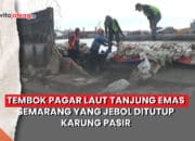Tembok pagar laut Pelabuhan Tanjung Emas Semarang