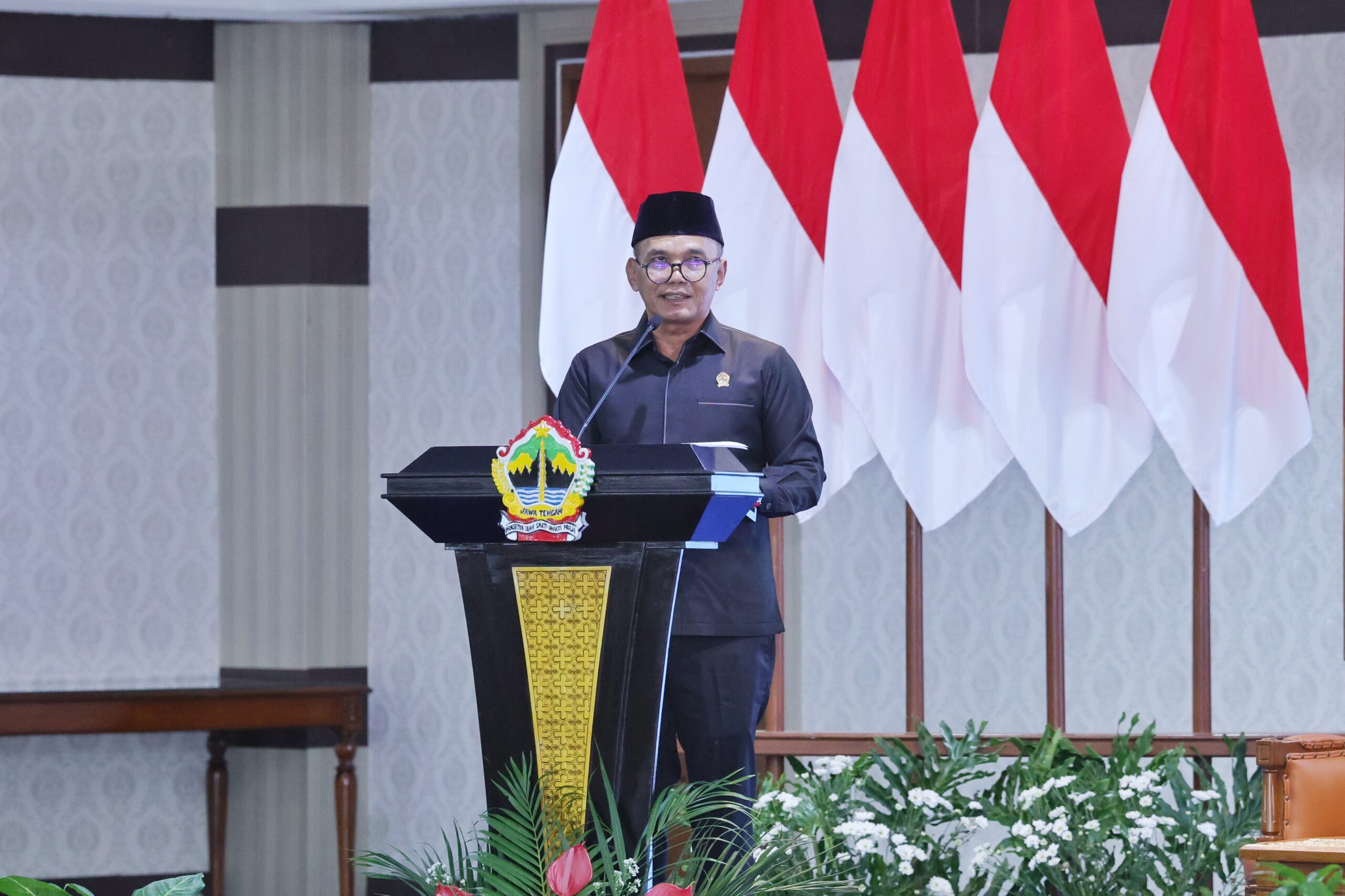 Ketua DPRD Jateng Sumanto.