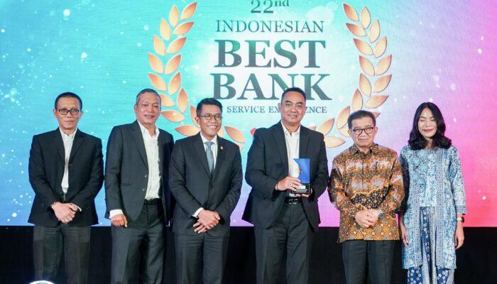 Layanan Prima, Bank Jateng Raih 10 Penghargaan di Ajang Infobank Banking Service Excellence Awards 2025