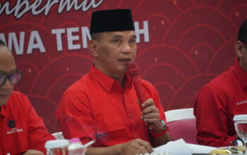 Ketua DPRD Jateng Sumanto