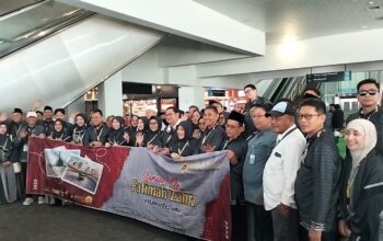 91 Jamaah Kloter Terakhir Fatimah Zahra Berangkat ke Tanah Suci