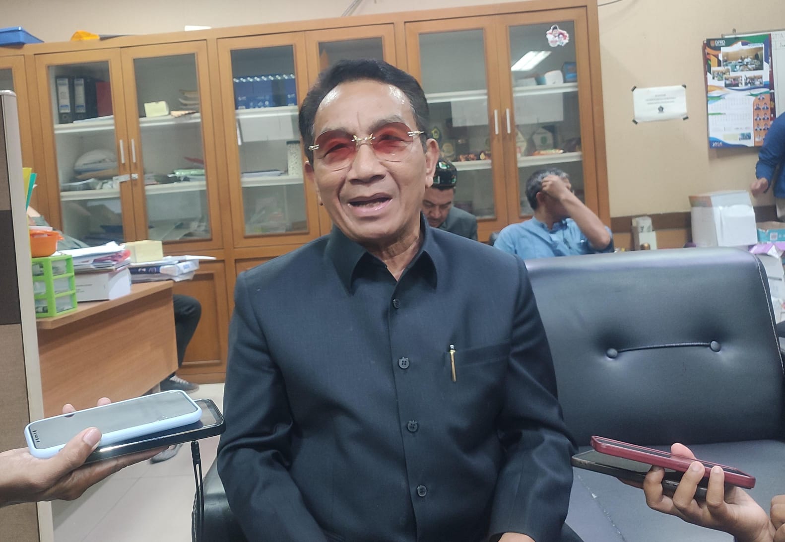 Dewan Minta Pelaku Buang Sampah Sembarangan Dapat Sanksi Tegas