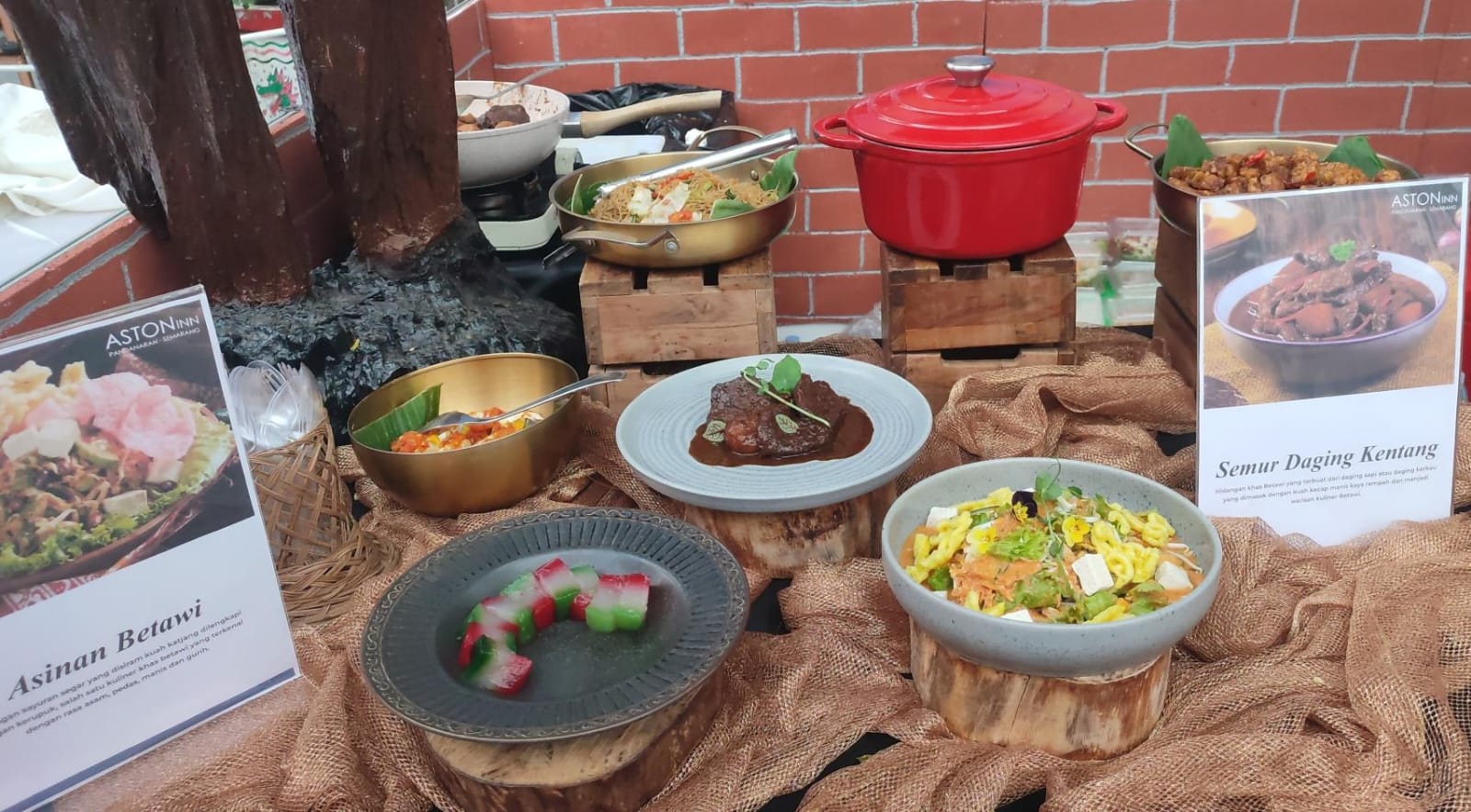 Sajian Berbagai Menu Nusantara Resep Bung Karno di Festival Mustika Rasa Semarang