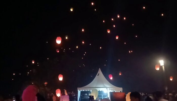 Meriahnya Pesta Lampion di Festival Gedongsongo 2025, Bupati Semarang: Dongkrak Wisata-Budaya