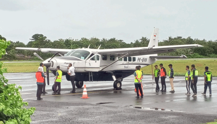Naik Pesawat ke Karimunjawa Mulai Rp1 Jutaan: Terbang Tiga Kali Seminggu, Bisa Tampung 12 Orang Saja