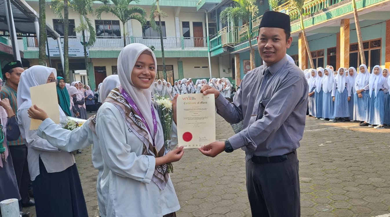 santri salatiga raih emas internasional