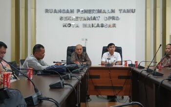 diskusi dprd semarang dan makassar