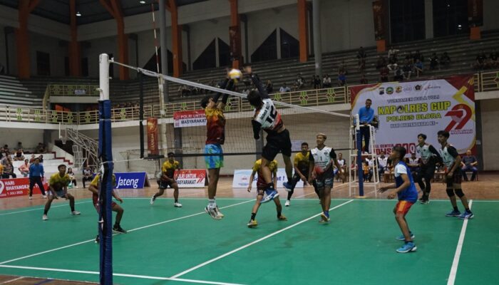 Turnamen Bola Voli Kapolres Cup 2025: Kecamatan Blora Masuk 8 Besar
