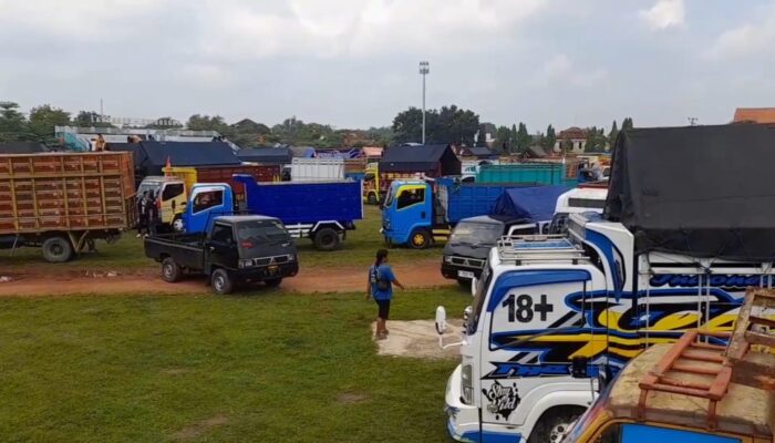 Ratusan Sopir Truk di Blora Gelar Aksi Demo Tolak UU ODOL, Ancam Unjuk Rasa Besar Jika Ditolak