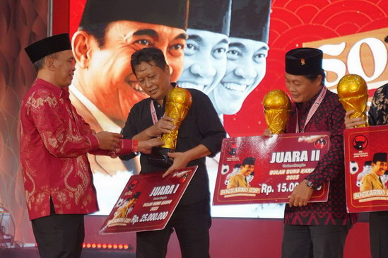 sumanto // bulan bung karno