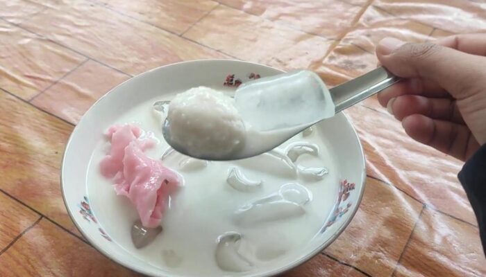 Mencicipi Es Gempol Kencono Minuman Legend Ditengah Bangunan Cagar Budaya Pasar Johar Semarang