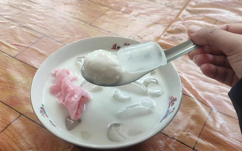 Mencicipi Es Gempol Kencono Minuman Legend Ditengah Bangunan Cagar Budaya Pasar Johar Semarang