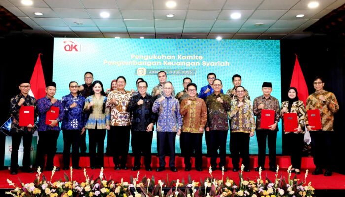 OJK Kukuhkan KPKS, Perkuat Tata Kelola Keuangan Syariah Indonesia