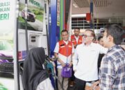 Komut Pertamina Iwan Bule Tinjau Penjualan Pertamax Green di Semarang