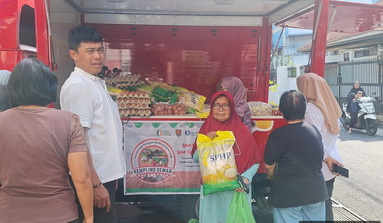 Lewat Program 'Kempling Semar', Edo Dapat Beras dan Sayur dengan Harga Terjangkau