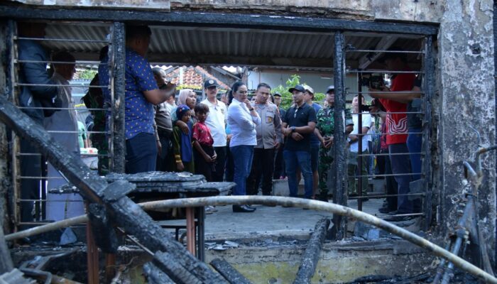 Kunjungi Kebakaran Pesanggrahan Semarang, Walikota Siap Bangun Kembali Rumah Pakai Dana RTLH Rp 40 Juta