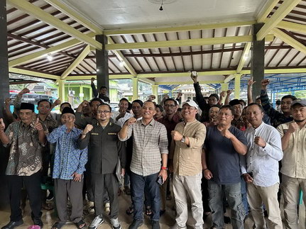 Ketua DPRD Jateng Sumanto