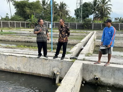 Ketua DPRD Jateng Sumanto
