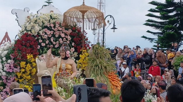 Karnaval Bunga
